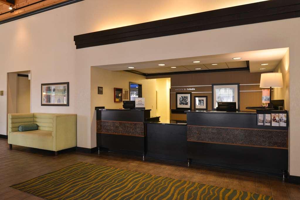 Comfort Inn & Suites Толедо Экстерьер фото