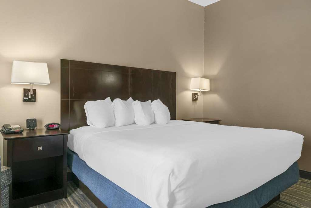Comfort Inn & Suites Толедо Номер фото